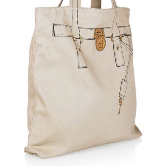 Michael Kors Handbags - NWT Michael Kors Hamilton canvas tote bag